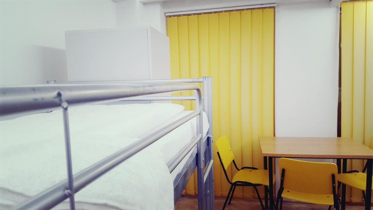 Sleep Inn Hostel 布加勒斯特 外观 照片